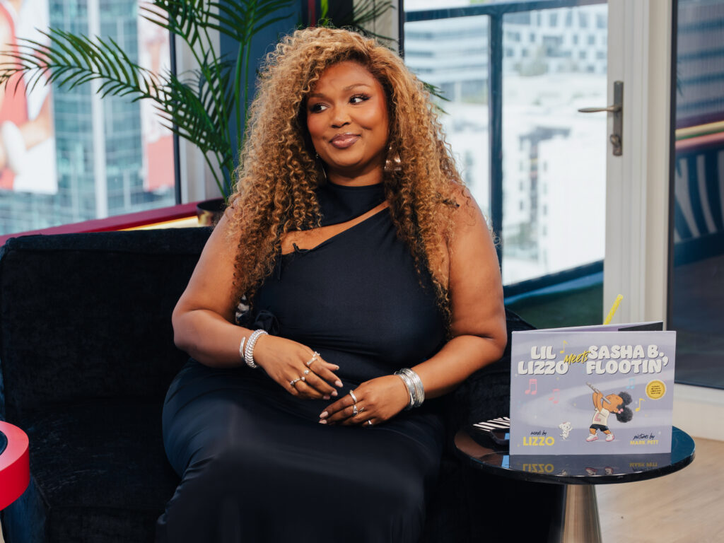 Lizzo On 'The Jason Lee Show'