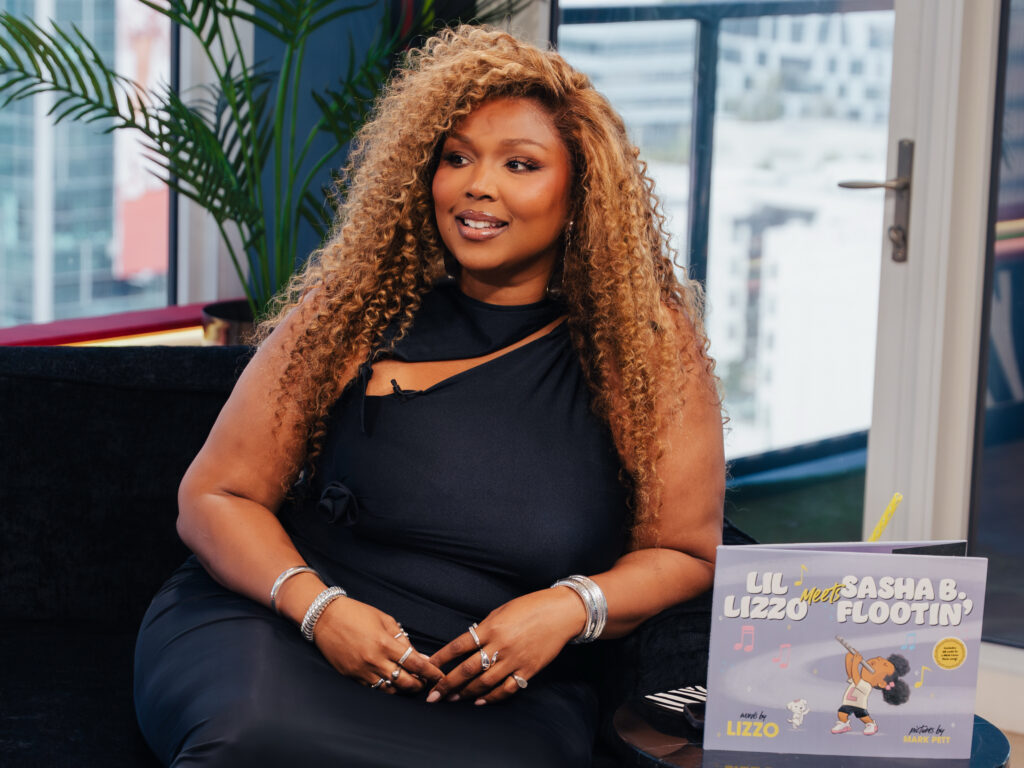 Lizzo On 'The Jason Lee Show'