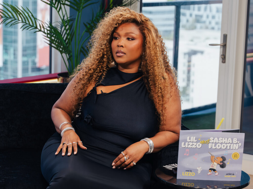 Lizzo On 'The Jason Lee Show'